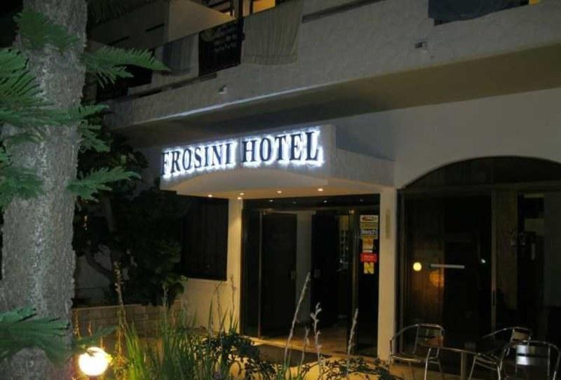 Frosini Hotel Lambi  ภายนอก รูปภาพ