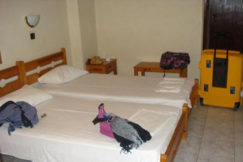 Frosini Hotel Lambi  ภายนอก รูปภาพ