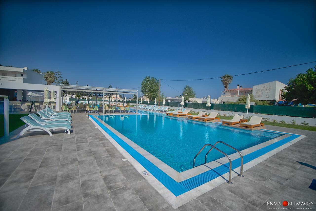 Frosini Hotel Lambi  ภายนอก รูปภาพ