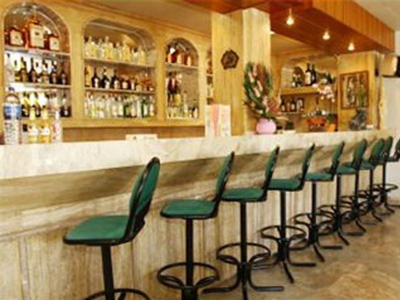 Frosini Hotel Lambi  ภายนอก รูปภาพ